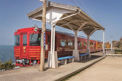 伊予灘ものがたり　下灘駅